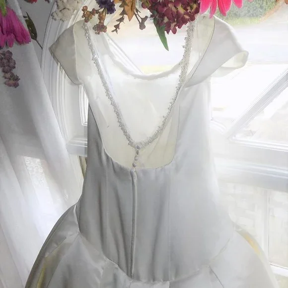 OLEG CASSINI Drop Waist Ball Gown Ivory Wedding Dress Size 12